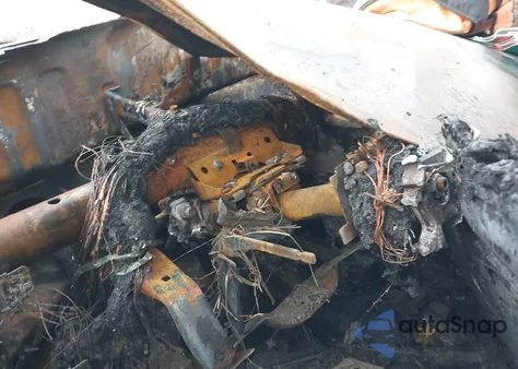 2016 Nissan Versa 1.6 Sl из США, поврежденный, VIN 3N1CN7AP5GL824594